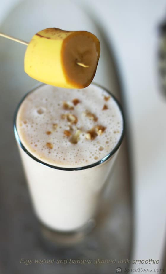 Banana walnut Figs smoothie