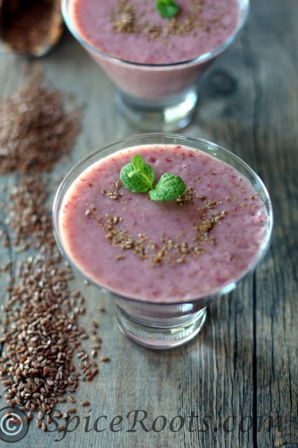 Strawberry Flaxseed smoothie