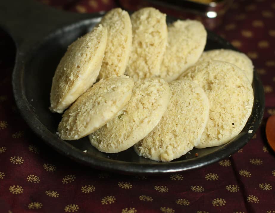 Oats and Millet idli